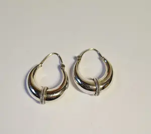 sterling zilveren handgemaakte vintage etnische stijl hoepels oorbellen kopen? Bied vanaf 50!