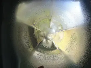 Willem Rozendaal - Tin-craquelé coquille schaal met prachtige iriserende luster kleuren kopen? Bied vanaf 50!