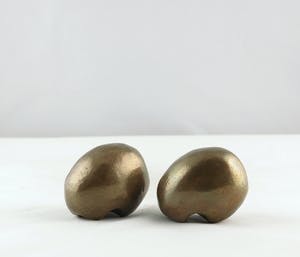 Brons (Onbekend) - Twee bronzen abstracte dierfiguren kopen? Bied vanaf 1!