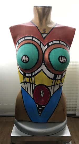 Marianne Bey - Woman’s Torso verkocht voor € 100!