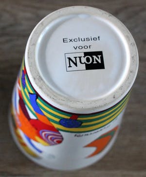 Clemens Briels - Vaas, uitgegeven voor Nuon: Looking for a landing, strip in the 21st century-'99 kopen? Bied vanaf 39!