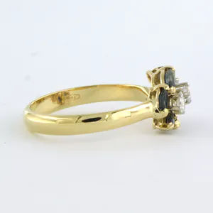 18k gouden ring bezet met saffier en briljant geslepen diamant tot. 0.20ct kopen? Bied vanaf 310!