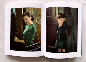 Erwin Olaf - I Am - gesigneerd exemplaar; Nederlandse versie kopen? Bied vanaf 80!