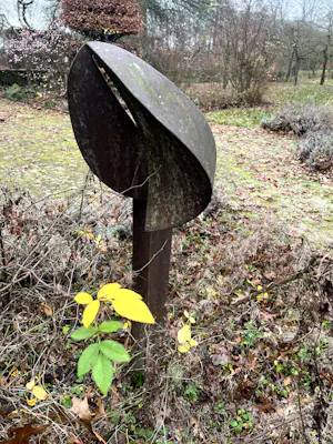 Pieter Obels - prachtig abstract beeld kopen? Bied vanaf 2000!