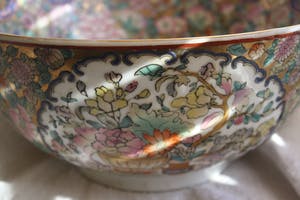 Niet of onleesbaar gesigneerd - Fam Rose Kom kopen? Bied vanaf 1!