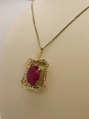 14 karaat geelgouden vintage ketting met hanger – 5,20 karaat robijn kaufen? Bieten Sie von 800!