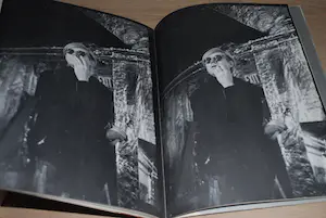 Andy Warhol - ingelijst 'Cow' 1989 + 3 boekwerken: Nat Finkelstein-Warhol's roadtrip-Special kopen? Bied vanaf 50!