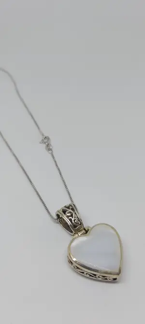 Italiaans Zilveren  (925) Collier met hartvormige hanger ingelegd met parelmoer kopen? Bied vanaf 1!