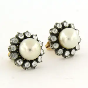 Goud met zilver oorknoppen met parel en roos geslepen diamant  tot. 1.00ct kopen? Bied vanaf 700!