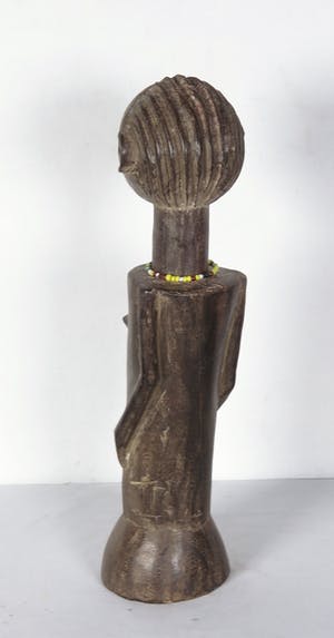 Bembe - Houten pop / tevens vruchtbaarheidsbeeld met kralenketting kopen? Bied vanaf 1!