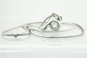 56 - Sierlijk 1e gehalte koord / slangen collier - met massieve letterhanger (P) kopen? Bied vanaf 65!