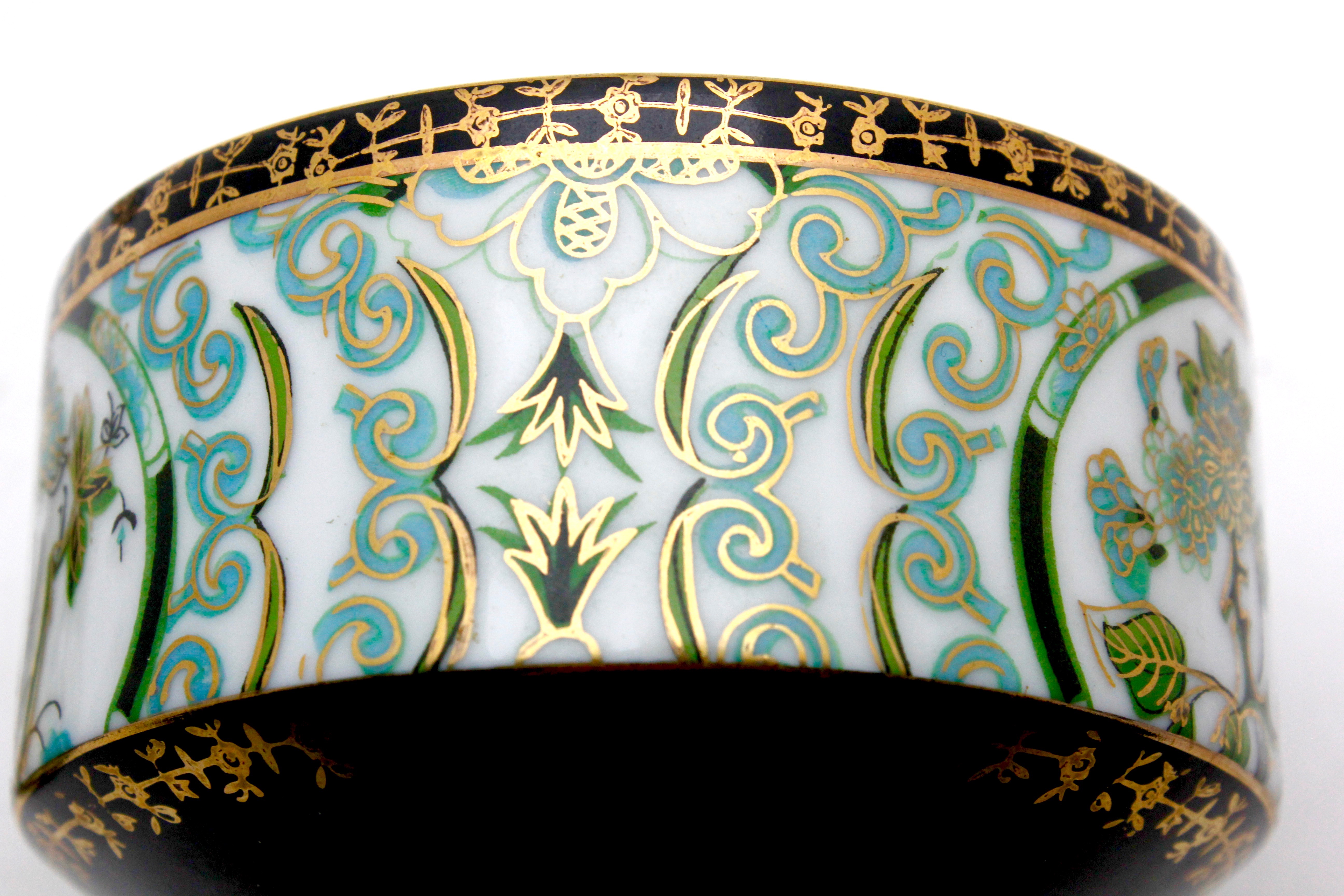 Saji - Imari dekselschaal met groen 'Saji' decor kopen? Bied vanaf 1!