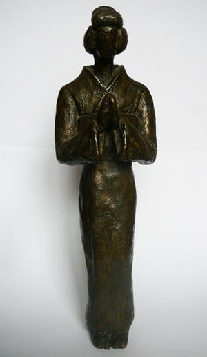 Brons (Onbekend) - Biddende vrouw in kimono -brons- kopen? Bied vanaf 75!