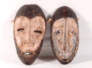 Lega - Lot van twee paspoortmaskers verkocht voor € 1!