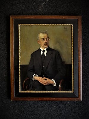 Henk Meijer - Fraai in 1920 Realistisch geschilderd "portret van man met bril" gesigneerd kopen? Bied vanaf 10!