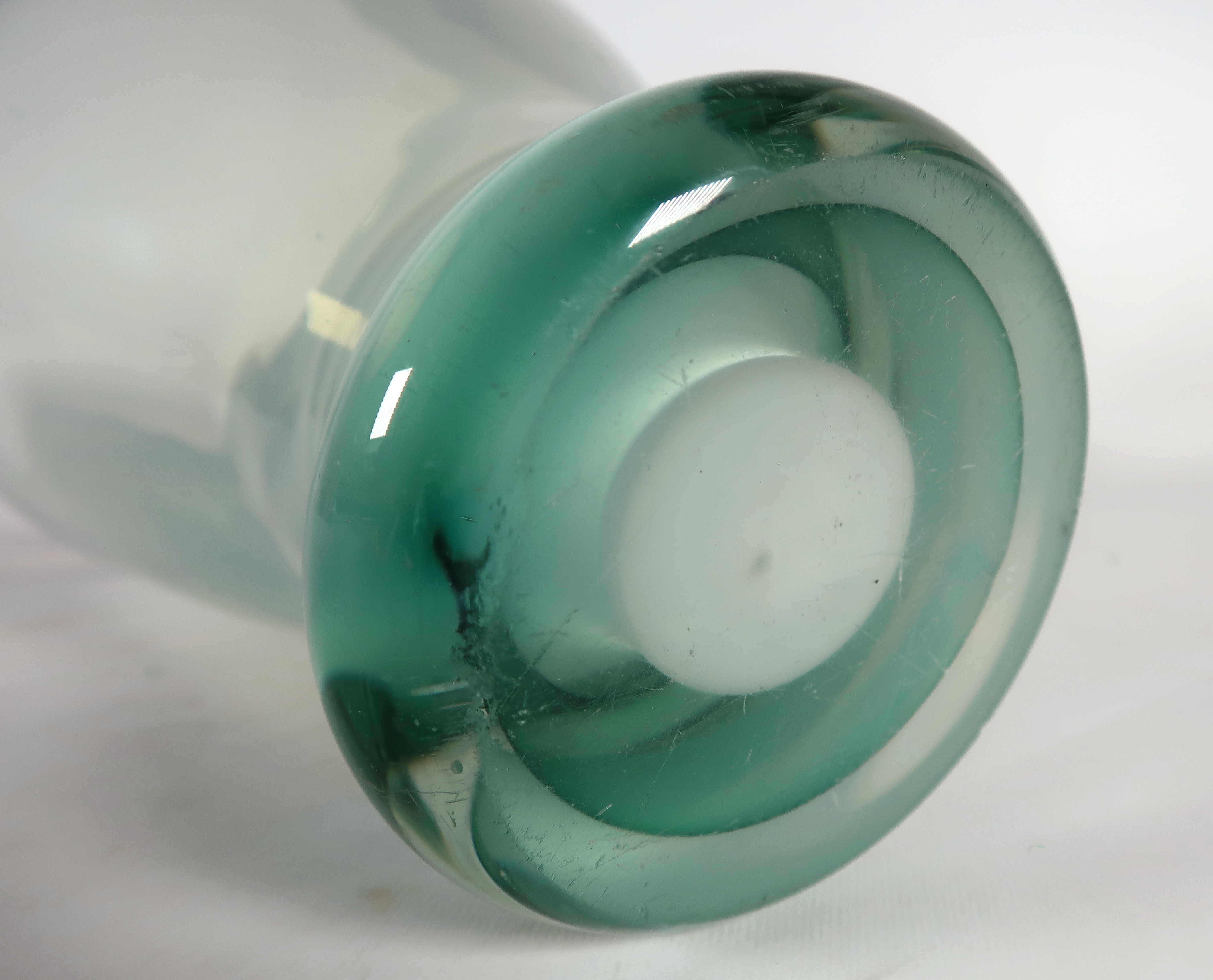 Niet of onleesbaar gesigneerd - Glas, Vaas kopen? Bied vanaf 1!