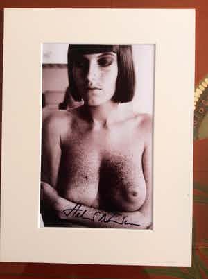 Helmut Newton - Ariëlle after a haircut-Paris 1982 verkocht voor € 100!