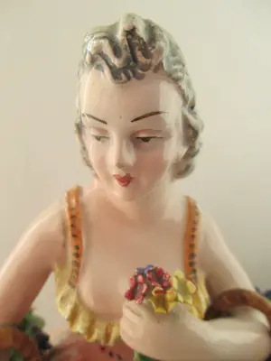 Real Fabbrica Capodimonte - Handgeschilderde figuurtje 30 cm! kopen? Bied vanaf 50!