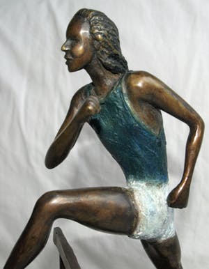 Brons (Onbekend) - Beeld , De Hordenloopster – gesigneerd “A.C.” kopen? Bied vanaf 10!