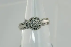 53 - 18 karaat wit gouden ring met diamant gezet met ca 0.40 crt briljant kopen? Bied vanaf 430!