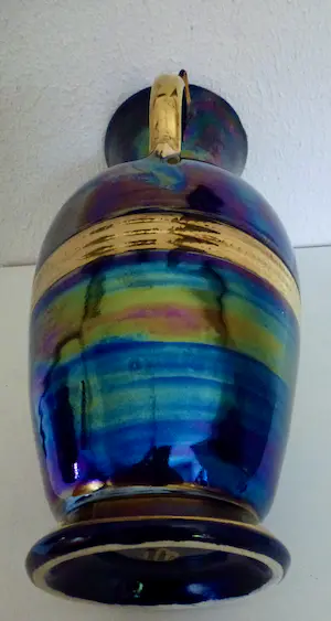 Niet of onleesbaar gesigneerd - Art Deco - Fijn Goud Afgewerkte Aardewerk Vaas - 1920/1930 kopen? Bied vanaf 1!