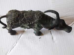 Niet of onleesbaar gesigneerd - waterbuffel uit Tibet verkocht voor € 10!