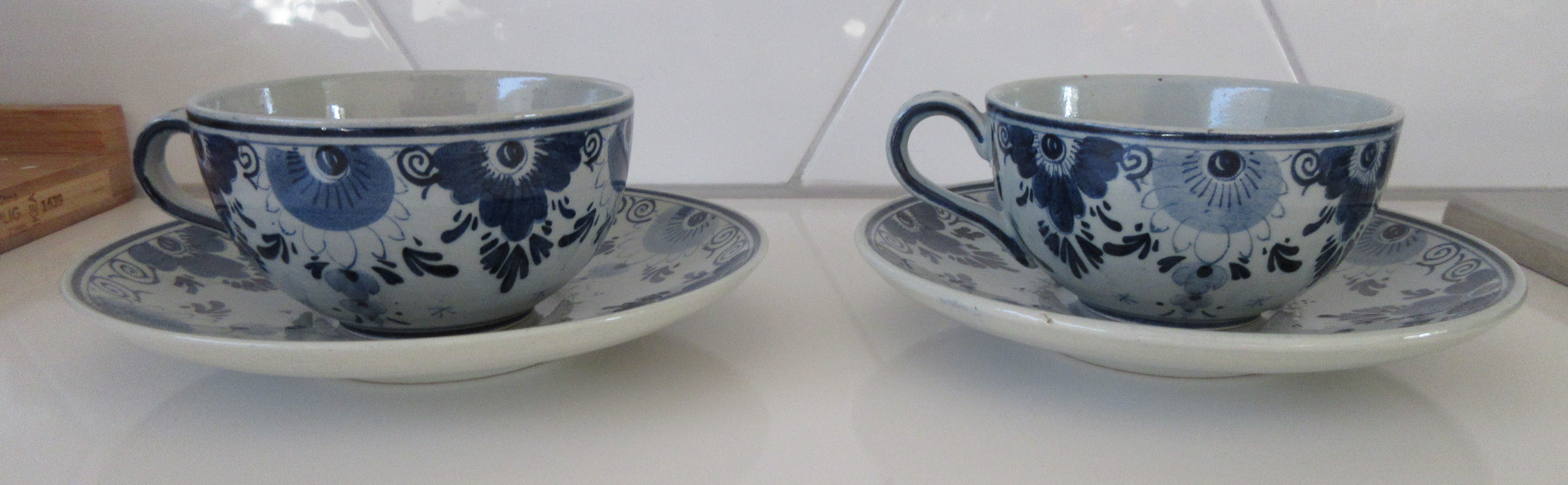 Plateelfabriek Schoonhoven N.V. - Vier platelen kop en schotels decor Delfts kopen? Bied vanaf 26!