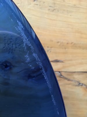 Niet of onleesbaar gesigneerd - Zware blauwe schaal, glas kopen? Bied vanaf 1!