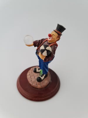 Niet of onleesbaar gesigneerd - Set van 4 Clowns kopen? Bied vanaf 1!