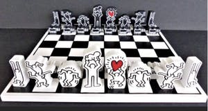 Keith Haring - Schaakspel met 3D vernist houten schaakstukken ,gesigneerd kopen? Bied vanaf 95!