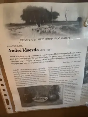 Andre Idserda - Vaas met bloemen kopen? Bied vanaf 300!