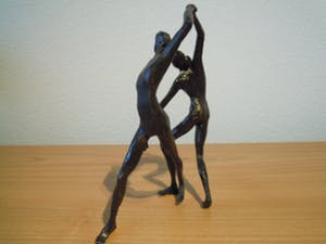 Corry Ammerlaan - 2 Vrolijk dansende personen kopen? Bied vanaf 35!