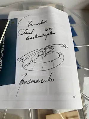 Panamarenko - Bouwdoos "Vliegend Eiland" kopen? Bied vanaf 1200!