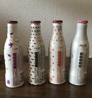 Marc Jacobs - En Karl Lagerfeld, 4 design Cola Light flessen, gesigneerd en ongeopend kopen? Bied vanaf 50!
