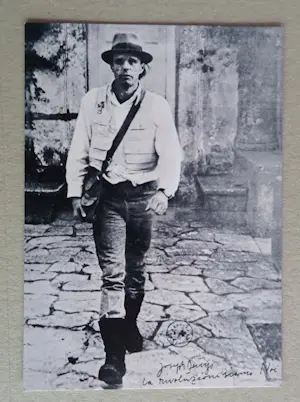 Joseph Beuys - Filzpostkarte - zeefdruk op grijs vilt - edition Staeck kopen? Bied vanaf 75!