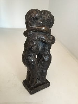 Corry Ammerlaan - Sculptuur “ Vriendschap “ kopen? Bied vanaf 45!