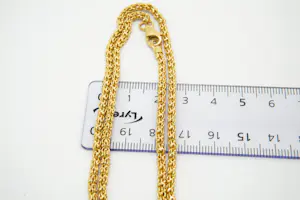 56 - Sierlijk en zo goed als nieuw - hoog gehalte -22 krt geel-gouden collier kopen? Bied vanaf 1480!
