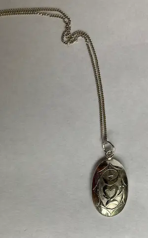 1e gehalte Zilver - 925 hanger aan een 835 ketting (meesterteken Luckerath) - gemerkt kopen? Bied vanaf 50!