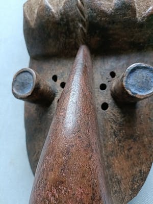 Grebo - Zelfzaam masker met hoorns / gazelle masker kopen? Bied vanaf 70!