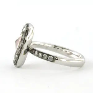 18k witgouden ring met roze kwarts en briljant geslepen diamanten tot. 0.50ct kopen? Bied vanaf 760!