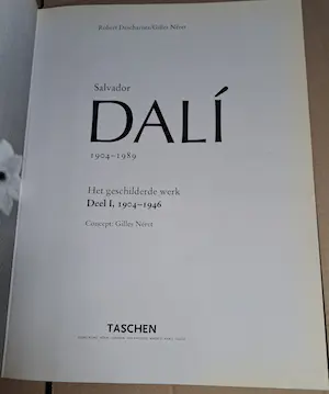 Buy Salvador Dali - Salvador Dali 1904-1989 Het geschilderde werk, deel I en II? Bid from 65!