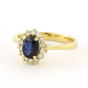 18k gouden entourage ring met saffier en briljant geslepen diamant tot. 0.28ct kopen? Bied vanaf 650!