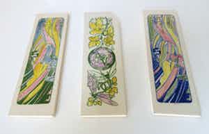 Niet of onleesbaar gesigneerd - Drie Jugendstil siertegels verkocht voor € 1!