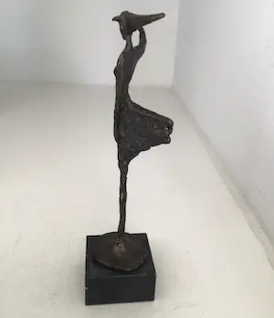 Corry Ammerlaan - Sculptuur “ Visie op de toekomst “ kopen? Bied vanaf 1!