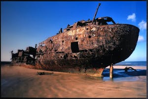 Anton Rijsdijk - C-print, Unknown Wreck West Sahara (Groot) kopen? Bied vanaf 80!