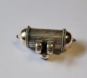 Zilveren wenskoker hanger met maansteen kopen? Bied vanaf 75!