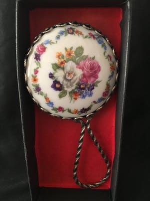 Niet of onleesbaar gesigneerd - Frans handspiegeltje kopen? Bied vanaf 10!