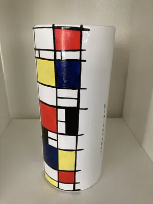 Marianne Bey - Vaas & Beeld / Mondriaan Style kopen? Bied vanaf 50!