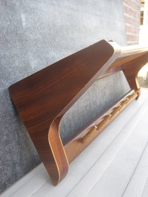 Curiosa - Houten design kapstok door Electrimeufa. kopen? Bied vanaf 45!