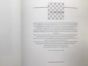 Erwin Olaf - CHESS MEN - 1e Druk - 1988 - Amsterdam - Paperback - ALS NIEUW kopen? Bied vanaf 75!